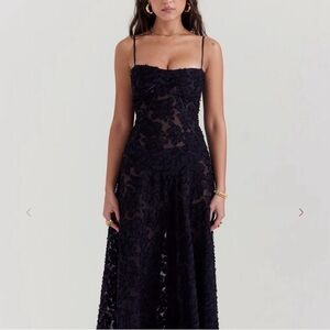 House of CB
House of CB 'Seren' Black Floral Lace Back Maxi Dress size M